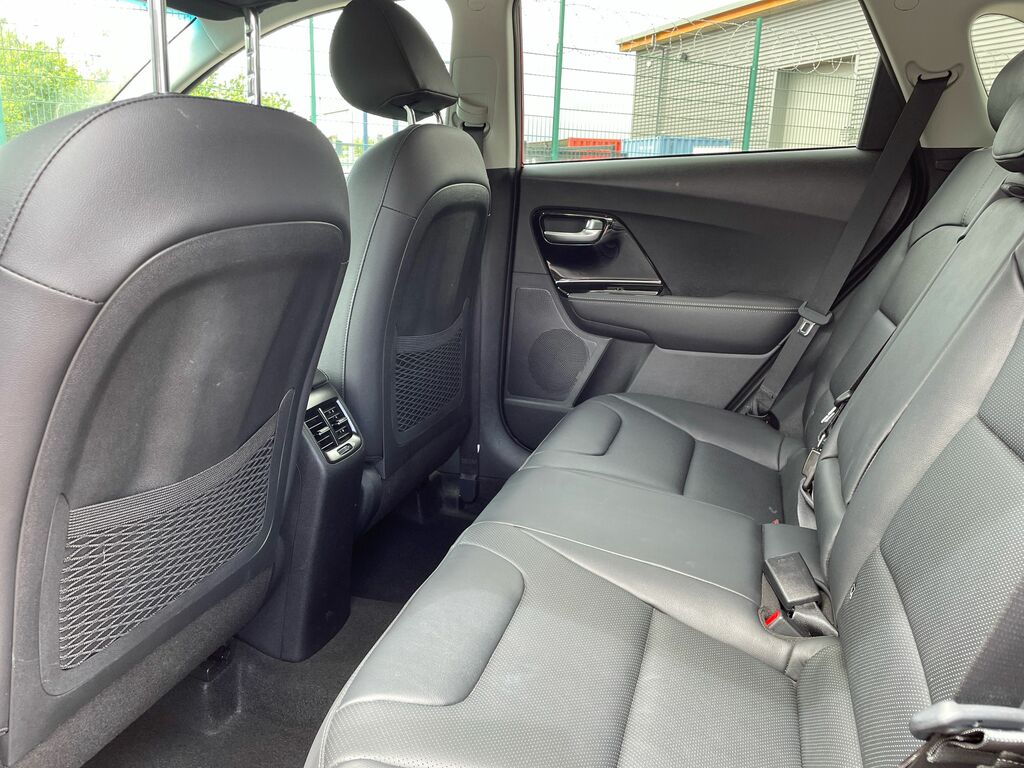 Kia e-Niro 4 Plus White #10