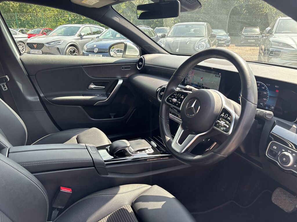 Mercedes-Benz A Class 1.3 A200 Sport Executive 7G-dct Euro 6 S S Silver #5