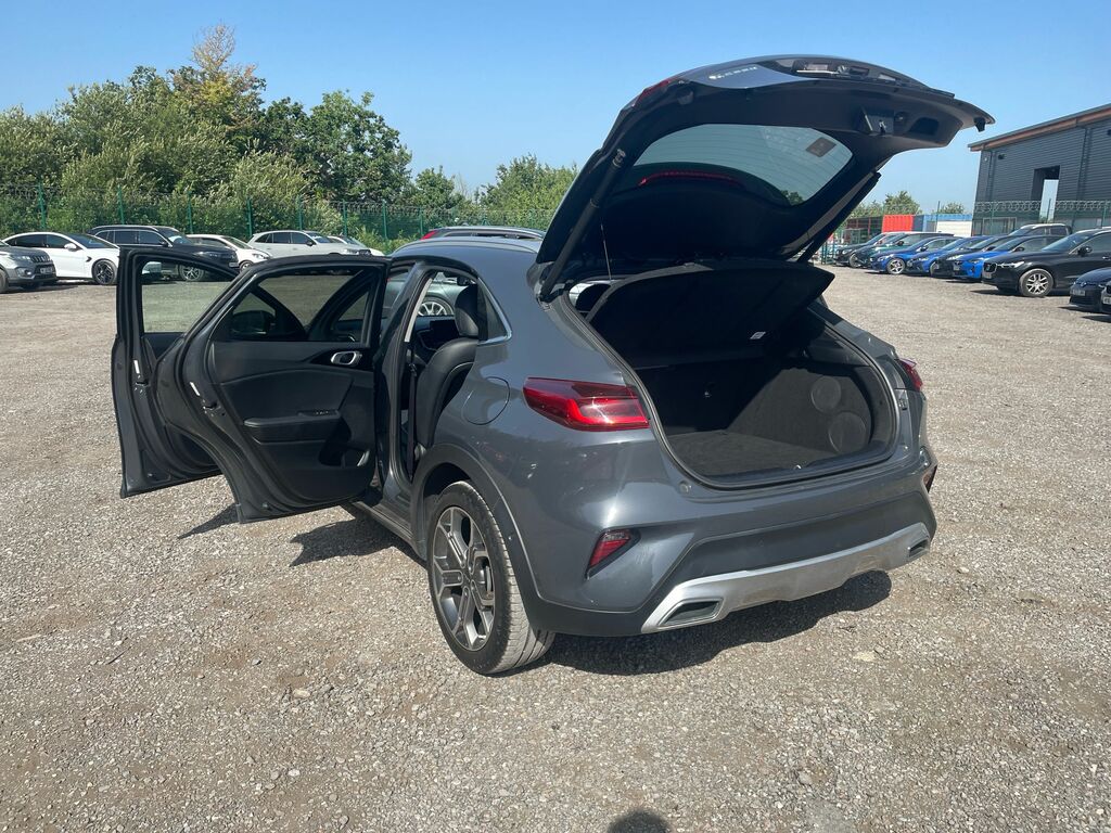 Kia Xceed 1.5T Gdi Isg 3 White #33