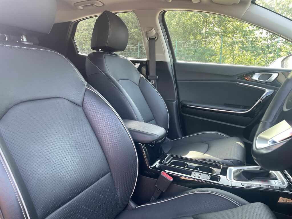 Kia Xceed 1.5T Gdi Isg 3 White #19