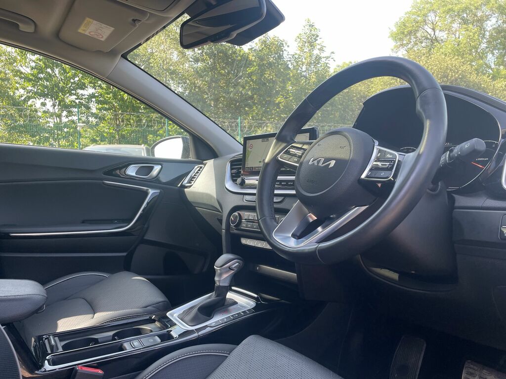 Kia Xceed 1.5T Gdi Isg 3 White #18