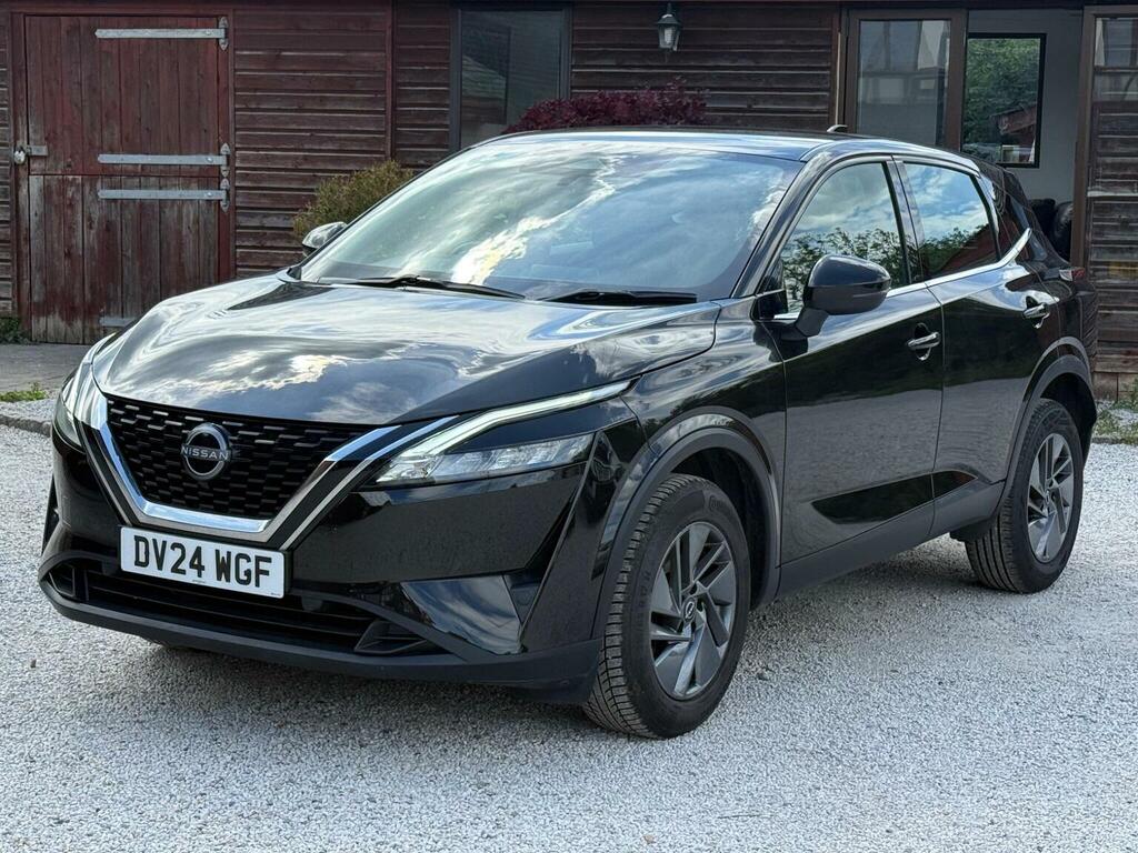 Nissan Qashqai 1.3 Dig-t Mhev Acenta Premium Euro 6 Ss DV24WGF Black #3