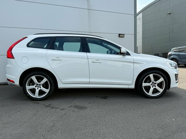 Volvo XC60 2.0 D4 R-design Nav Suv Geartronic Euro White #4