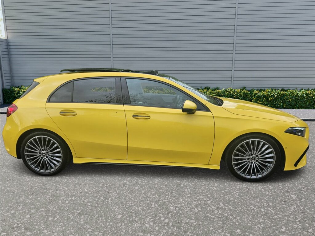 Mercedes-Benz A Class 1.3 A180h Mhev Amg Line Premium Plus KN73OJB Yellow #4