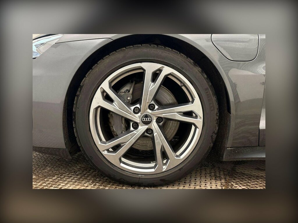 Audi E-tron 93.4Kwh Saloon Quattro 476 Ps Grey #6