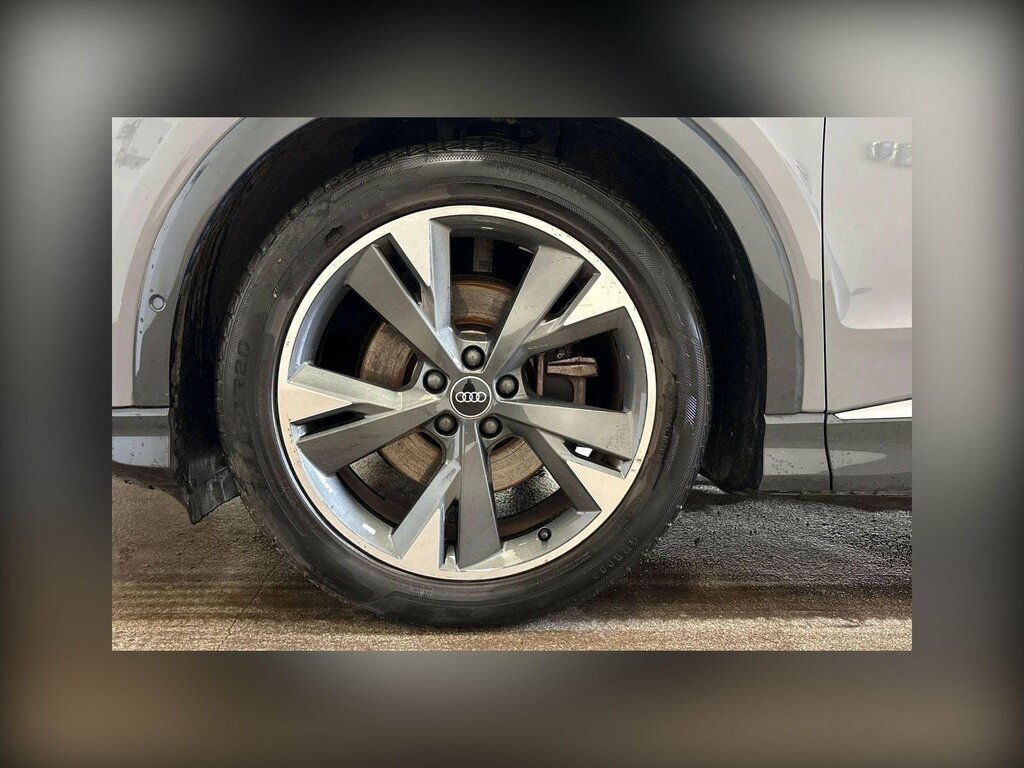 Audi Q4 E Tron 35 S Line Sportback 55Kwh 170 P Grey #4