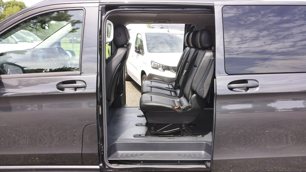 Mercedes-Benz Vito Progressive Black #25