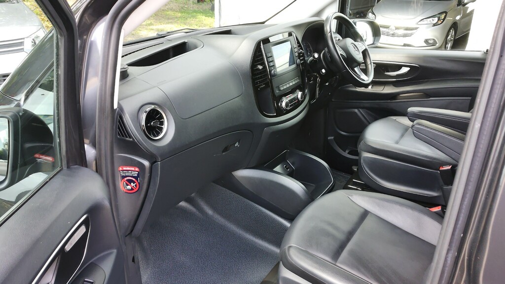 Mercedes-Benz Vito Progressive Black #16