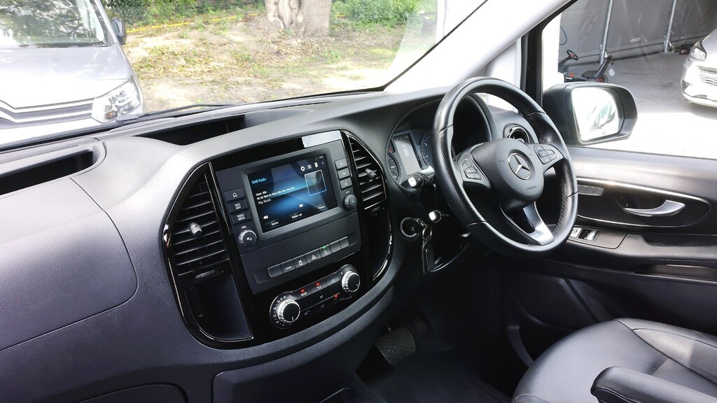 Mercedes-Benz Vito Progressive Black #15