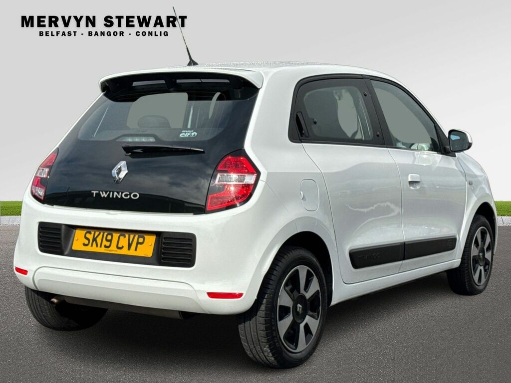 Renault Twingo Iconic Red #8