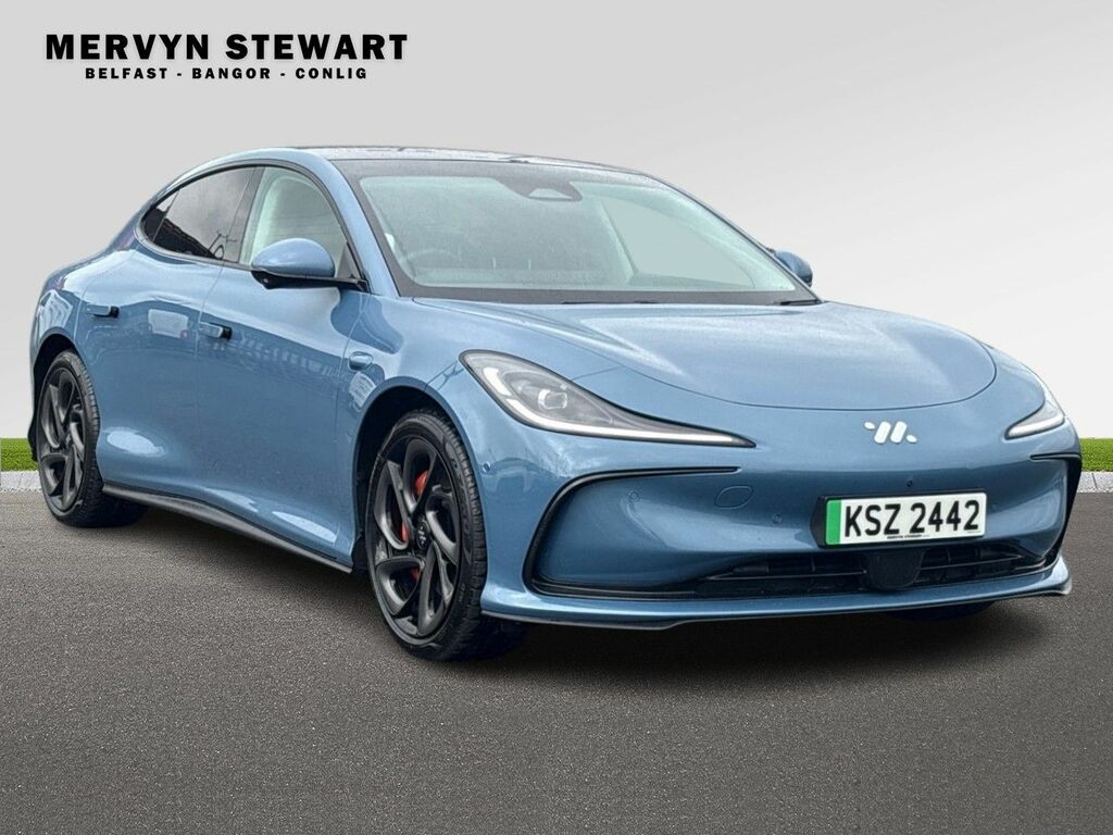 MG IM5 Saloon 100Kwh Performance Awd Blue