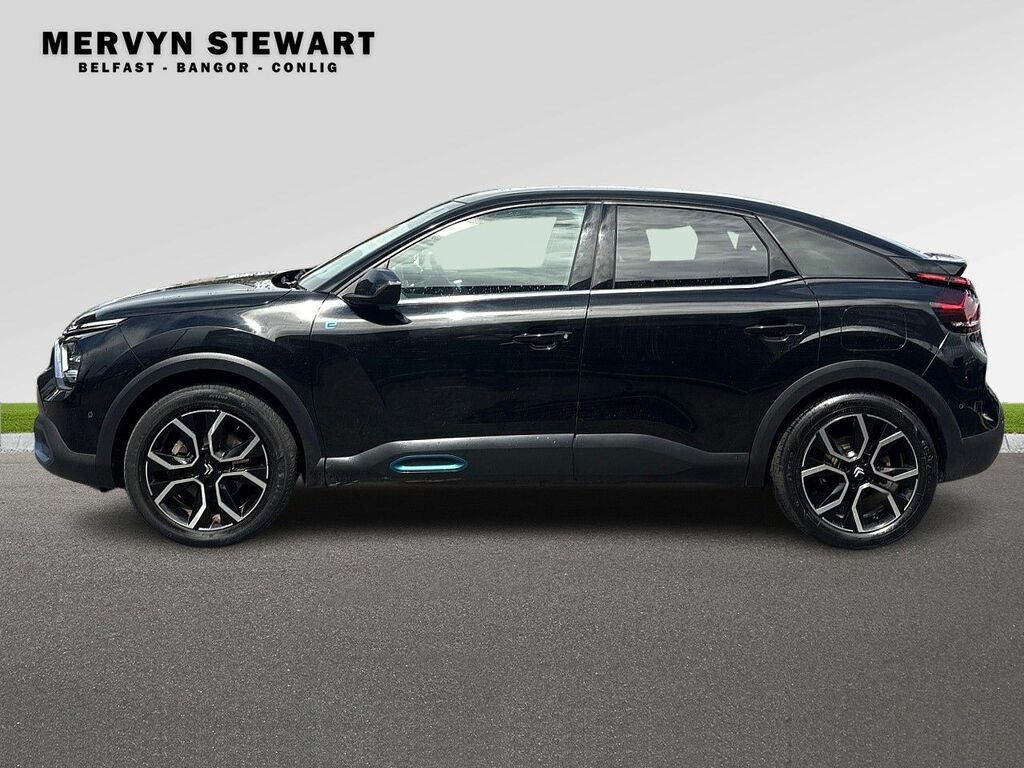 Citroen e-C4 Shine Black #5