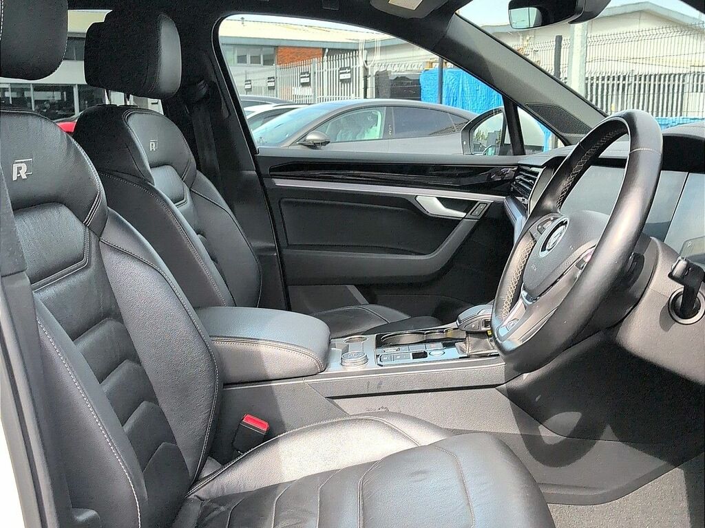 Volkswagen Touareg 3.0 V6 Tdi 4Motion R-line Tech Tip Grey #13