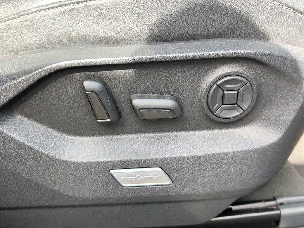 Volkswagen Touareg 3.0 V6 Tdi 4Motion R-line Tech Tip Grey #31