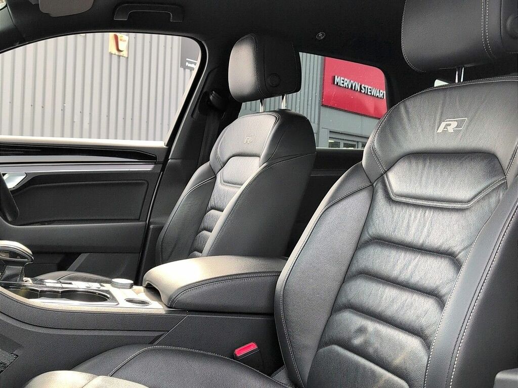 Volkswagen Touareg 3.0 V6 Tdi 4Motion R-line Tech Tip Grey #30