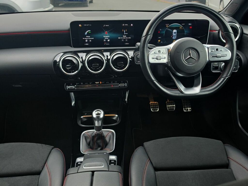 Mercedes-Benz A Class 200 Mg Line Executive WJ70ZVS Black #2
