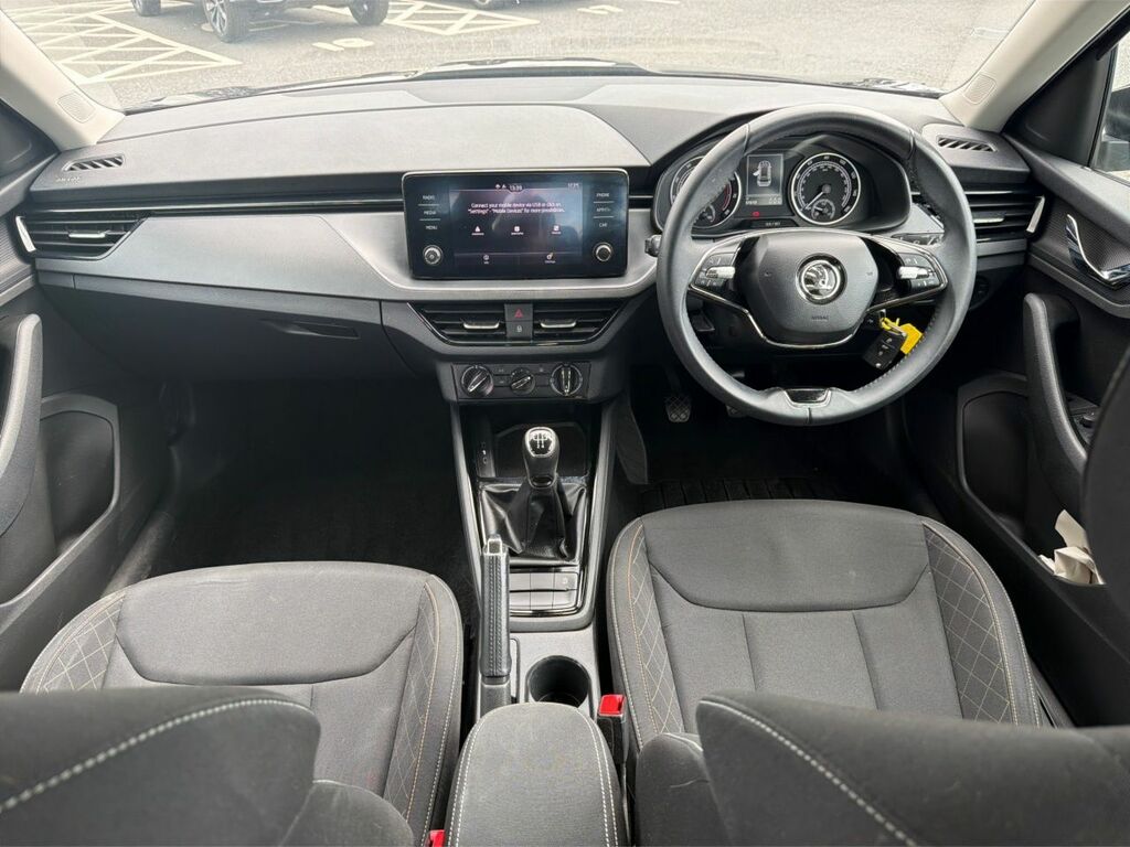 Skoda Kamiq Se 1.0 Tsi TXZ2359 Black #2