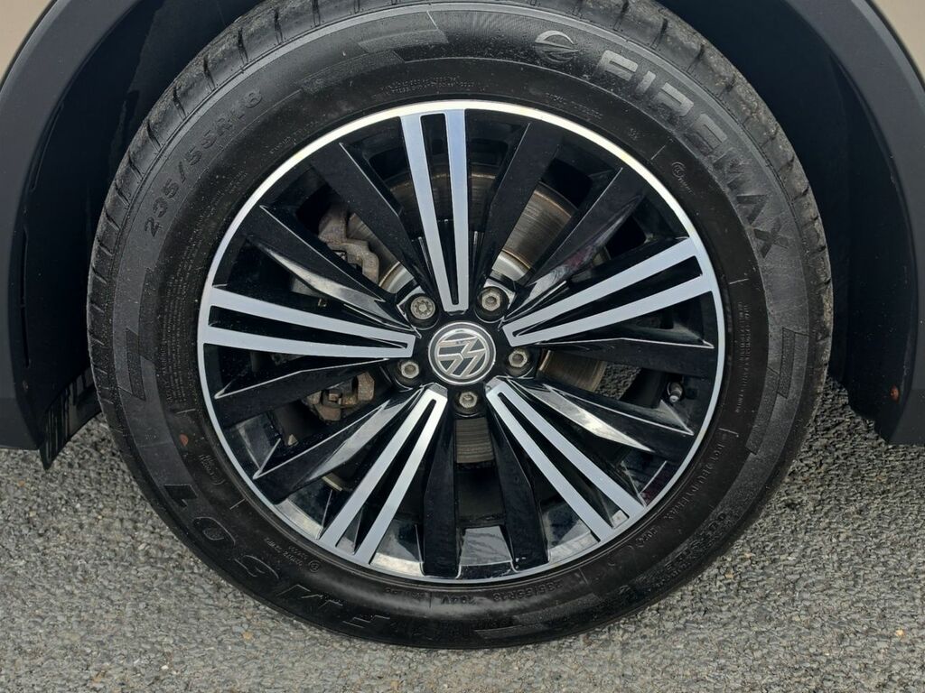 Volkswagen Tiguan  White #27
