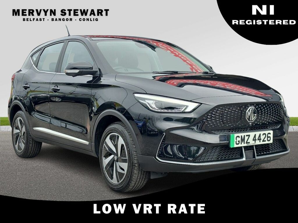 MG ZS Hat Se Ev Au Black