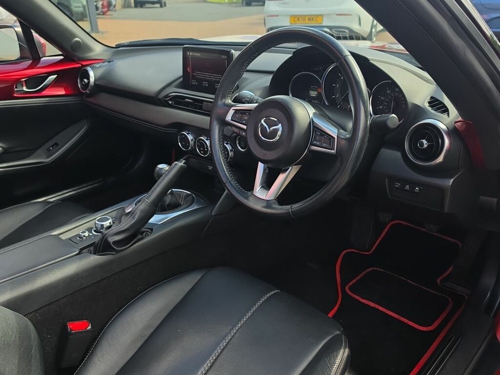 Mazda MX-5 Convertible White #11