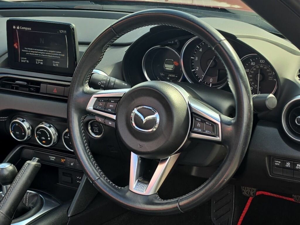 Mazda MX-5 Convertible White #13