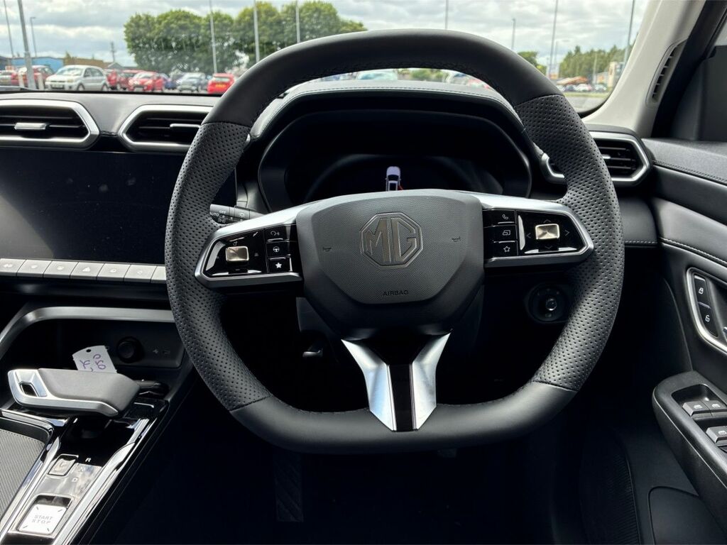 MG ZS Hat 1.5 115Ps Se White #14