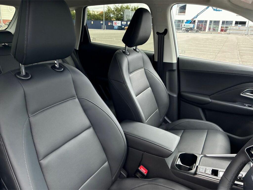 MG ZS Hat 1.5 115Ps Se White #13