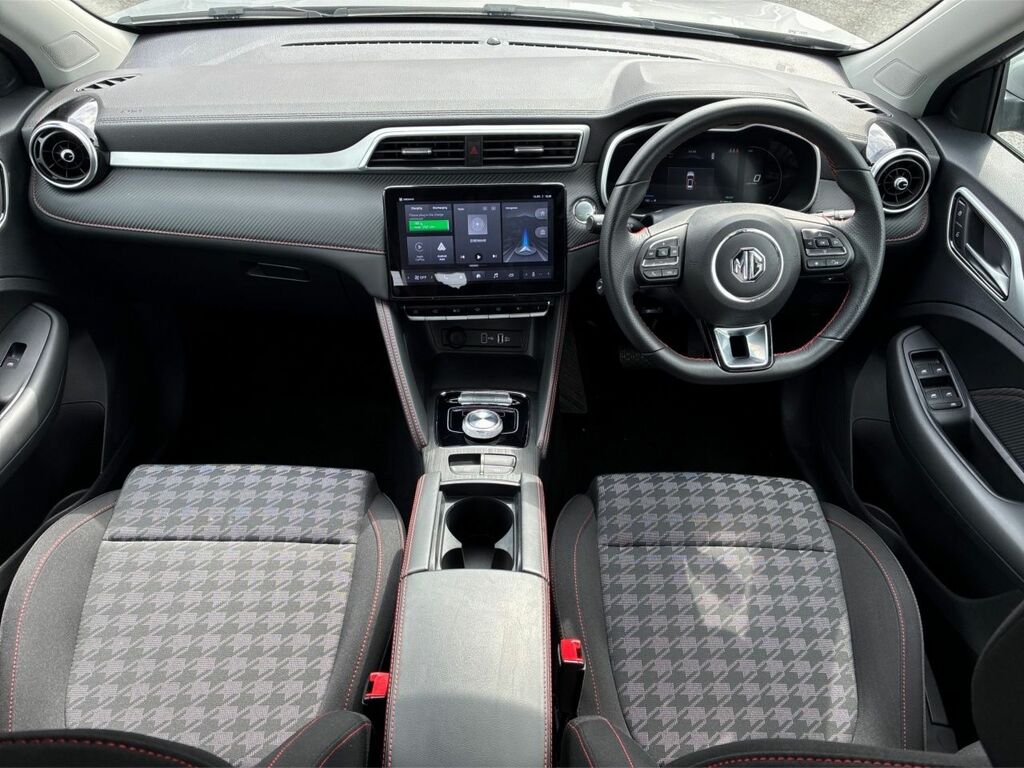 MG ZS Hat Se Ev Au Silver #2