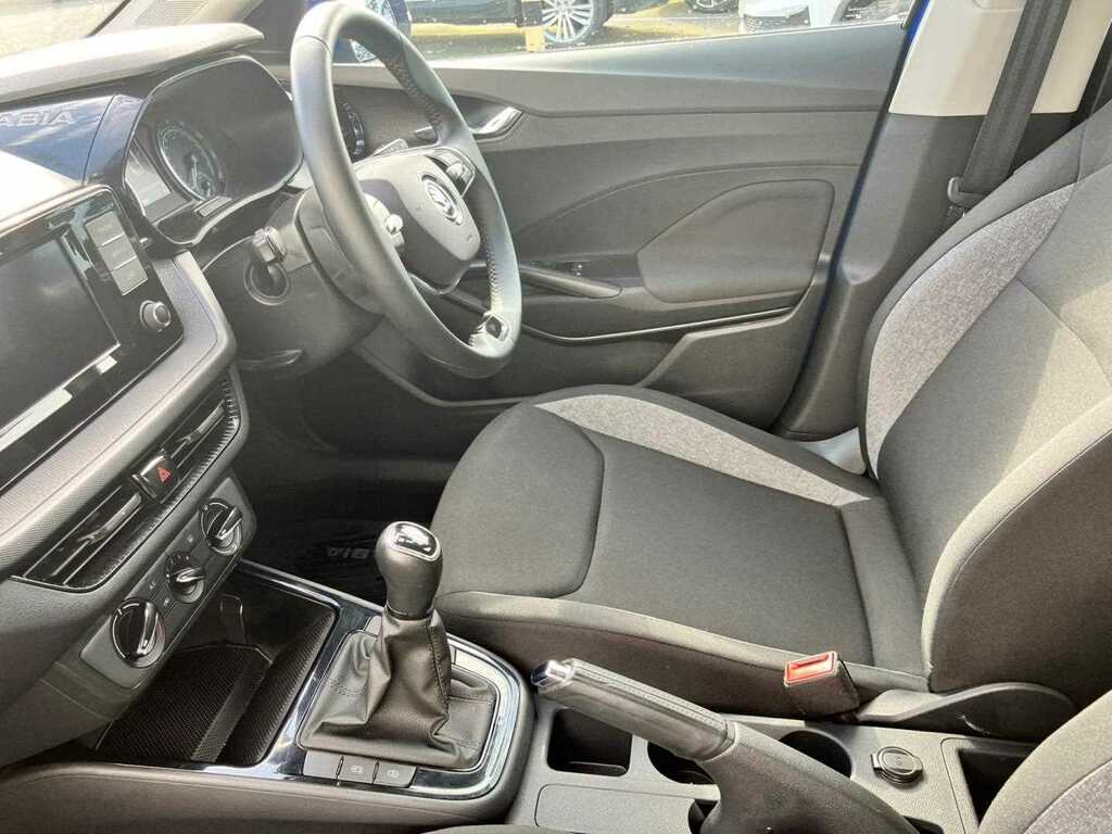 Skoda Fabia Se Comfort 1.0 Mpi 80 Ps 5G Man 2023 Blue #2