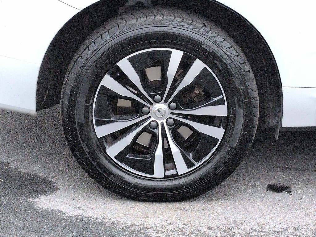 Volvo XC60 2.0 B5p Plus Dark Awd Geartronic Grey #39