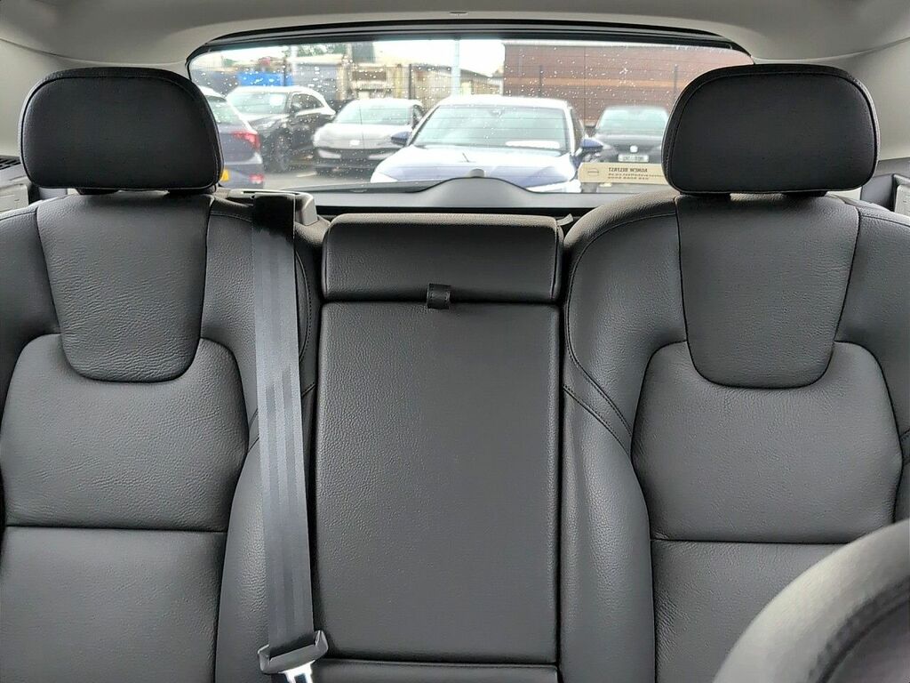 Volvo XC60 2.0 B5p Plus Dark Awd Geartronic Grey #31