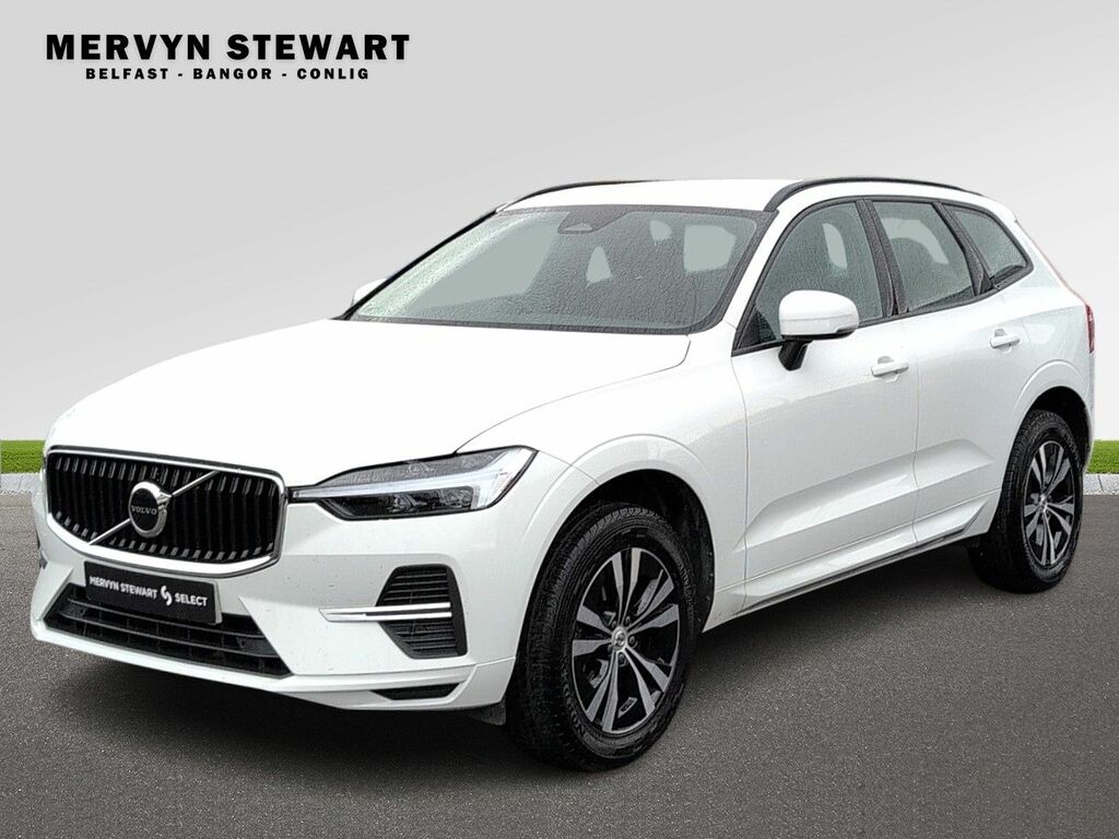 Volvo XC60 Momentum B5 Mhev White #4