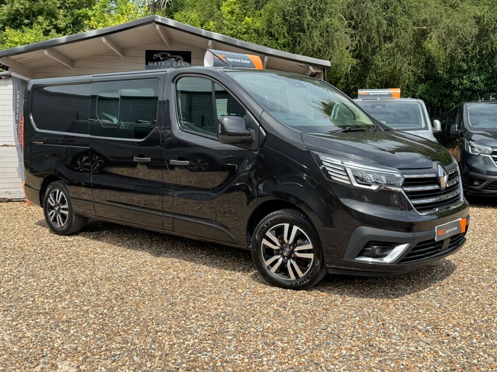 Renault Trafic 2.0 Dci Blue Ll30 Sport Crew Van Edc L2 H1 Euro 6 Black