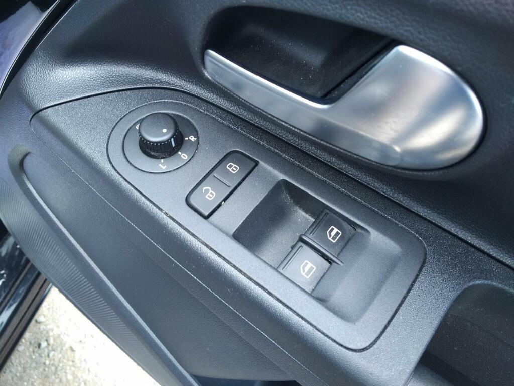 Volkswagen Up 1.0 65Ps Up Black #26