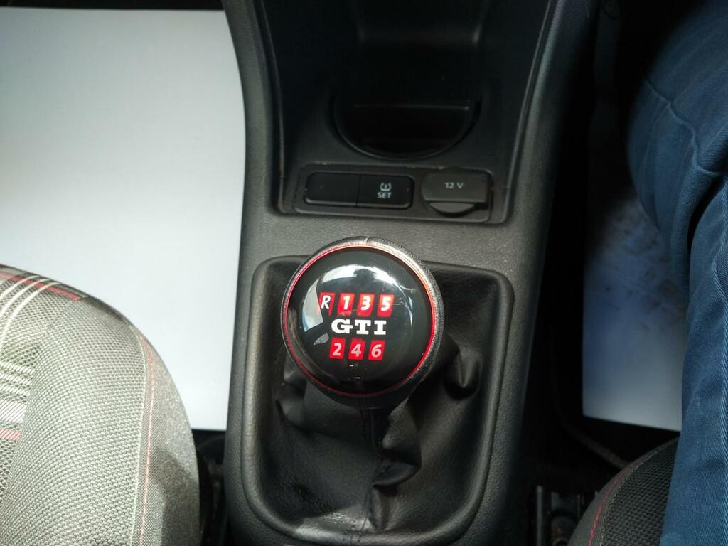 Volkswagen Up 1.0 65Ps Up Black #35