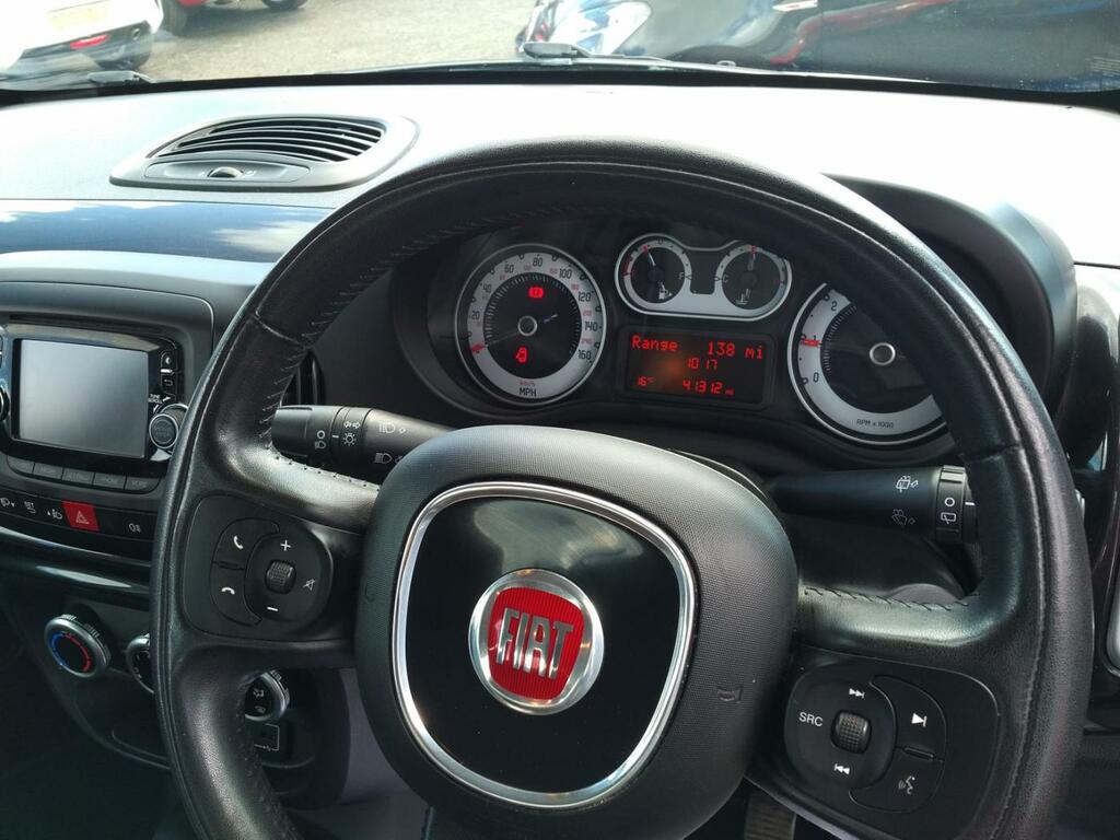 Fiat 500L Suv Red #29