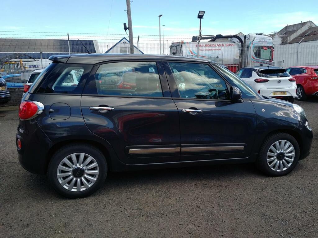 Fiat 500L Suv Red #7