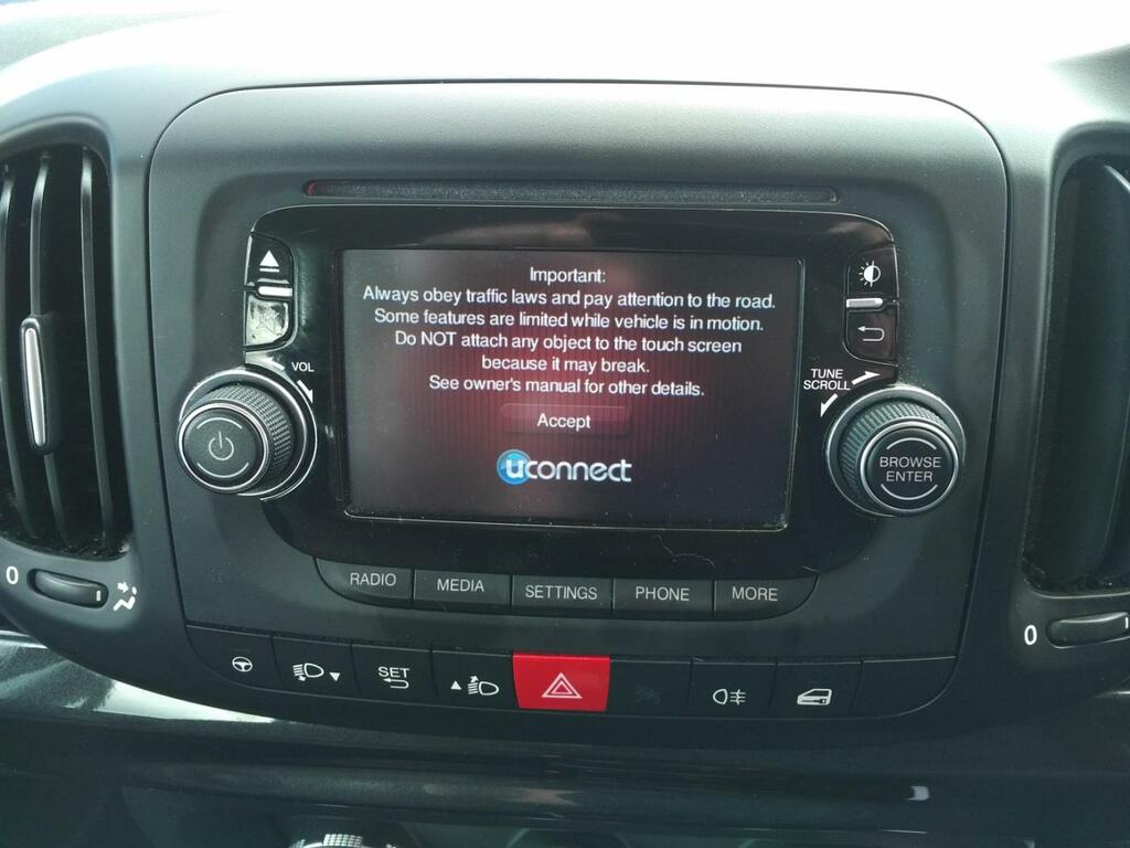 Fiat 500L Suv Red #31