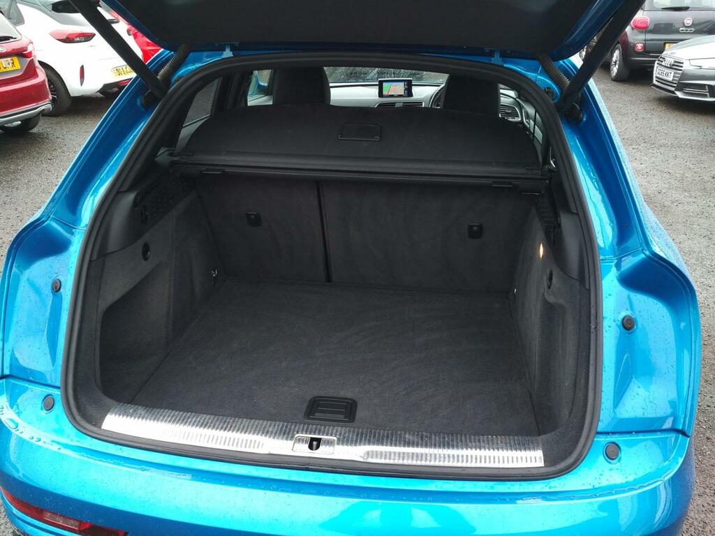 Audi Q3 2L S Line Plus Red #18