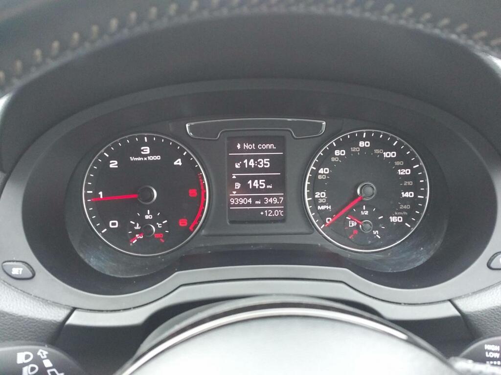 Audi Q3 2L S Line Plus Red #31