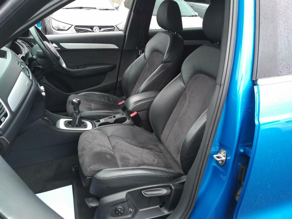 Audi Q3 2L S Line Plus Red #24