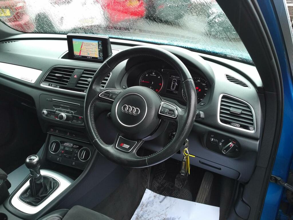 Audi Q3 2L S Line Plus Red #13