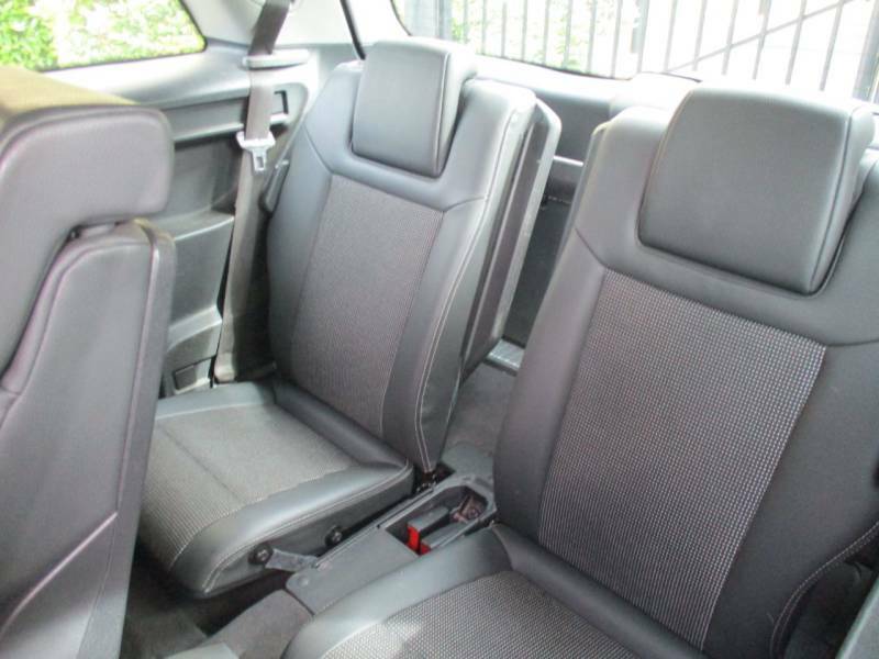Vauxhall Zafira #23