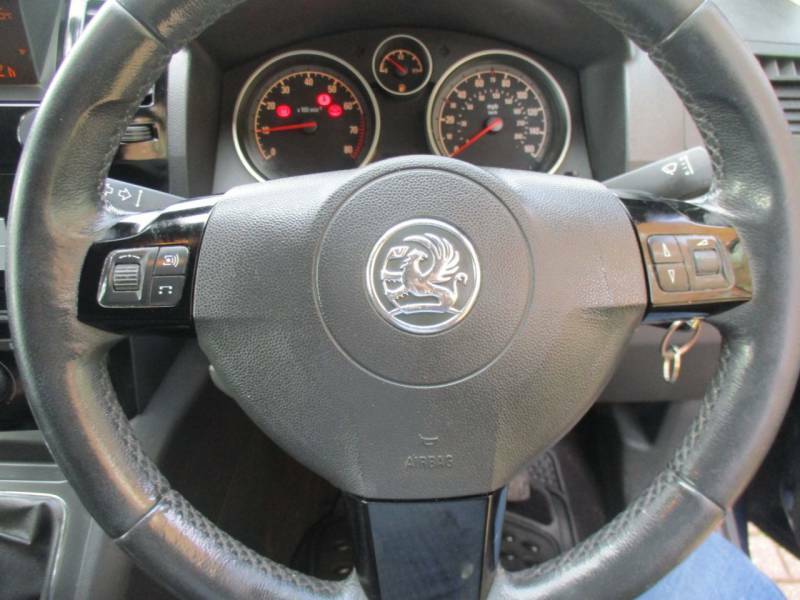 Vauxhall Zafira #17