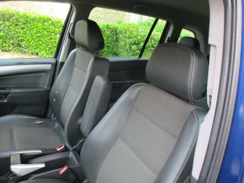 Vauxhall Zafira #20
