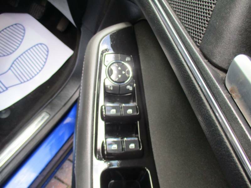 Ford S-Max 2.0 Titanium Tdci Silver #14