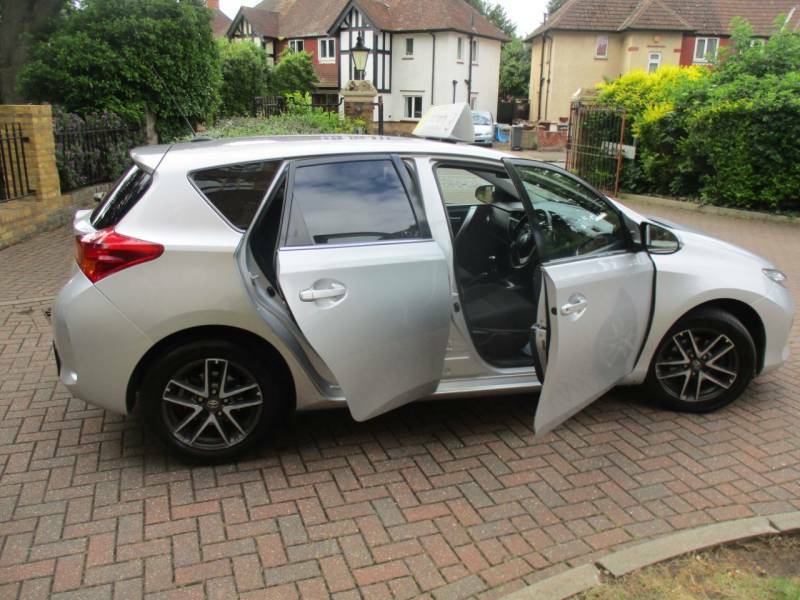 Toyota Auris Excel Silver #10