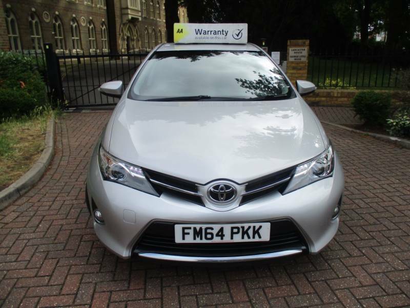 Toyota Auris 1.6 V-matic Icon Full Toyota History Satnav Silver #3