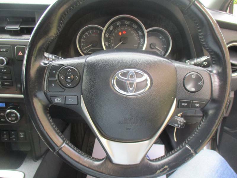 Toyota Auris Excel Silver #24