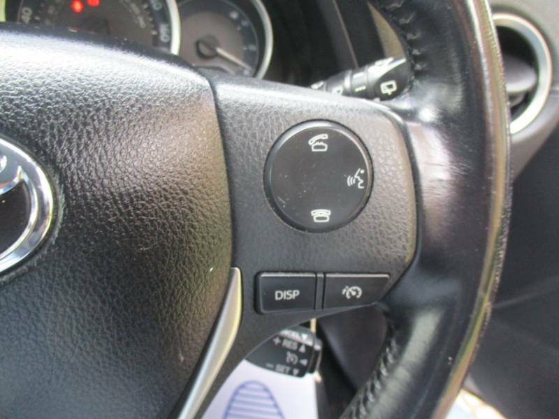 Toyota Auris Excel Silver #23